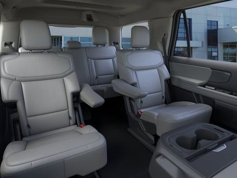 New 2026 Ford Expedition Active RWD image 11