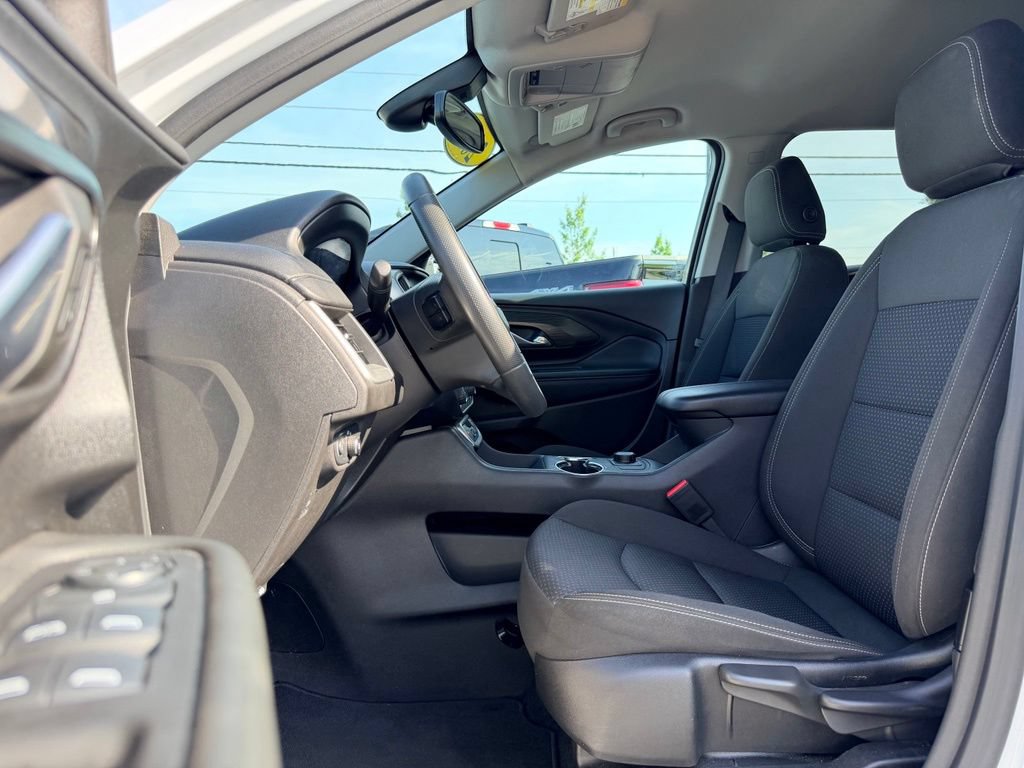 Used 2024 GMC Terrain SLE FWD image 22