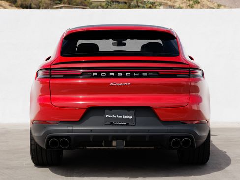 Certified 2026 Porsche Cayenne Coupe AWD/4WD image 6