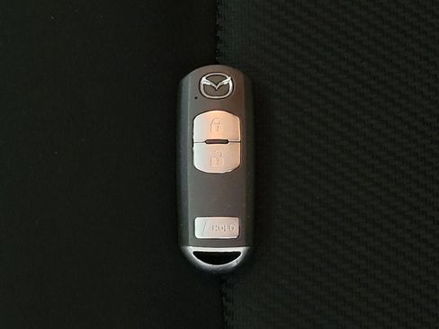 Used 2017 MAZDA CX-5 Sport image 32