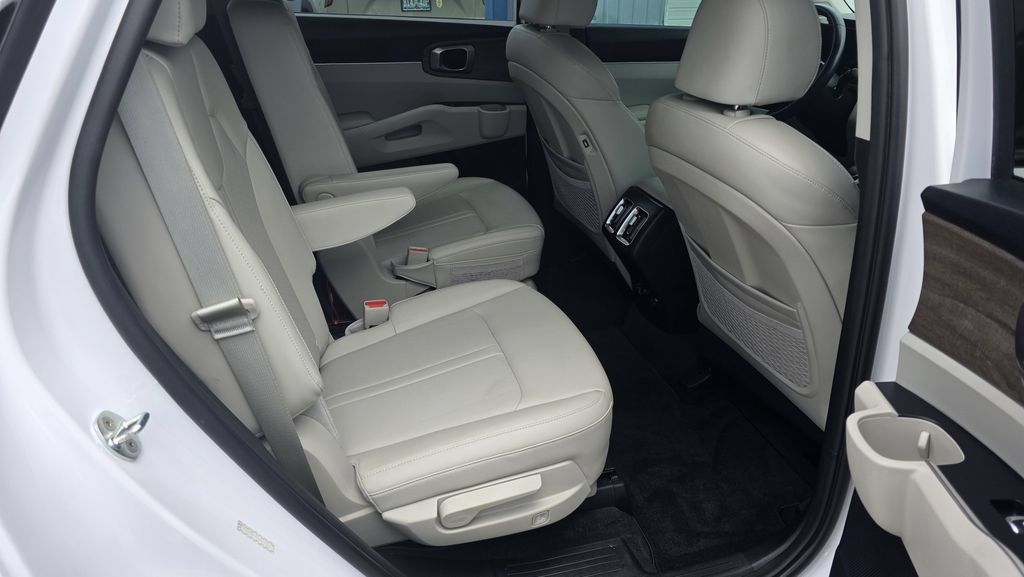 Used 2023 Kia Sorento X-Line EX AWD/4WD image 7