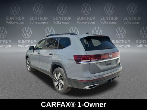 Used 2025 Volkswagen Atlas SE FWD image 4