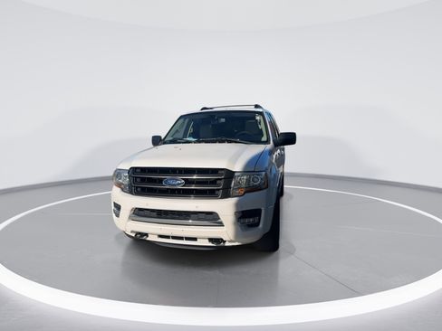 Used 2017 Ford Expedition Limited w/ Equipment Group 301A image 3