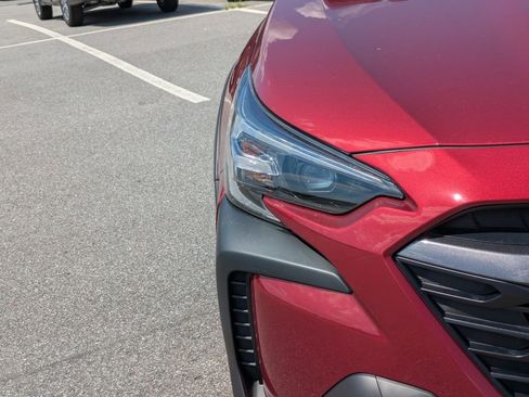 Certified 2025 Subaru Outback Premium image 8