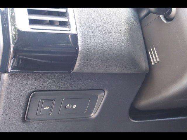 Used 2021 Land Rover Range Rover AWD/4WD image 25