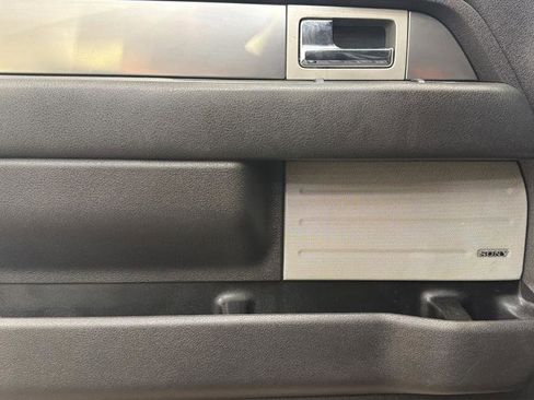 Used 2012 Ford F150 Raptor w/ Raptor Luxury Pkg image 31