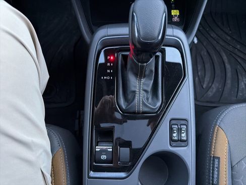 Certified 2025 Subaru Crosstrek 2.5i Sport w/ Crosstrek Mirror Package image 35