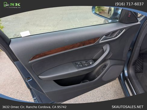 Used 2018 Audi Q3 2.0T Premium Plus w/ Premium Plus Package AWD/4WD image 32