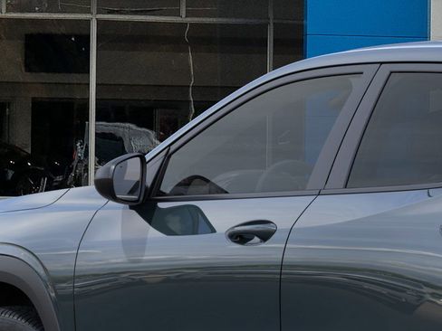 New 2026 Chevrolet Trax LS w/ Driver Confidence Package image 36