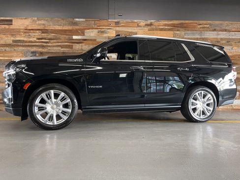 Used 2021 Chevrolet Tahoe High Country AWD/4WD image 16