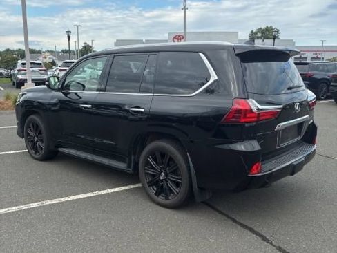 Used 2019 Lexus LX 570 4WD w/ Luxury Package image 6