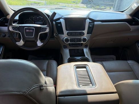 Used 2015 GMC Yukon XL SLT w/ Open Road Package AWD/4WD image 21