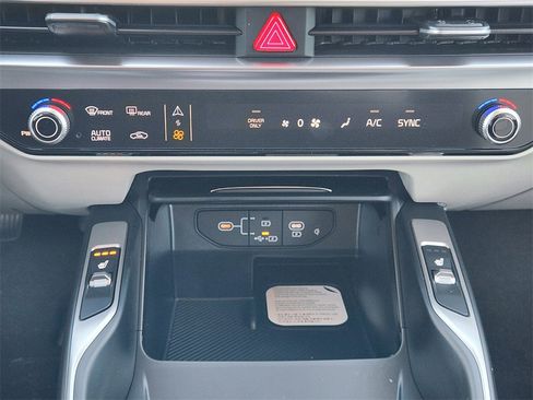 New 2026 Kia Sorento EX image 14