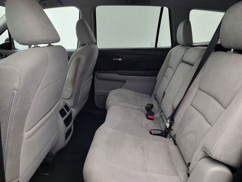 Used 2019 Honda Pilot EX image 18