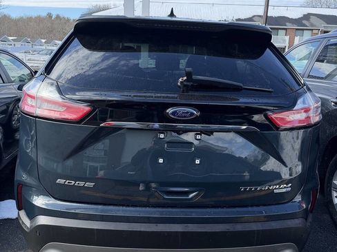 Used 2019 Ford Edge Titanium w/ Equipment Group 301A image 11