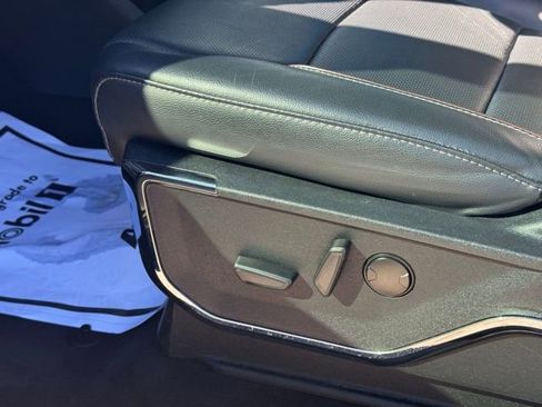 Used 2023 Ford F250 Lariat w/ Lariat Ultimate Package image 18