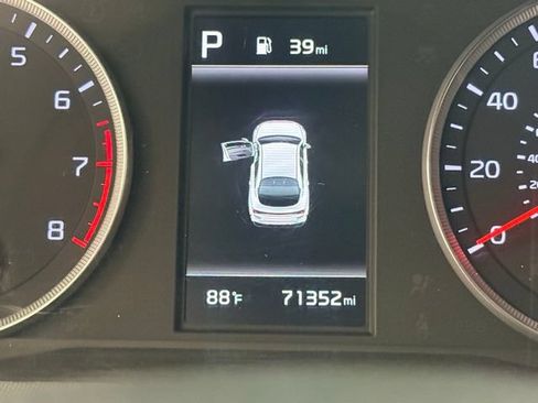 Used 2022 Kia K5 LXS FWD image 18