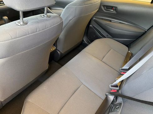 Used 2025 Toyota Corolla LE w/ Convenience Package FWD image 14