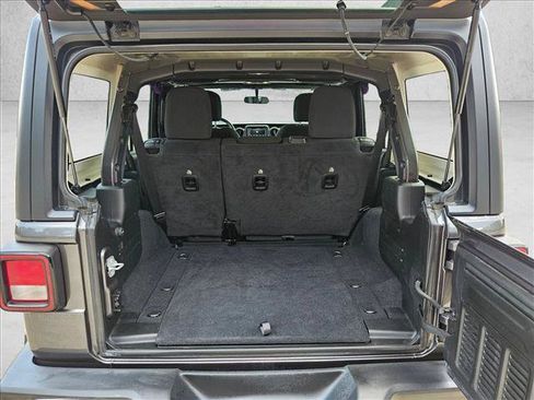 Used 2021 Jeep Wrangler Unlimited Sport AWD/4WD image 19