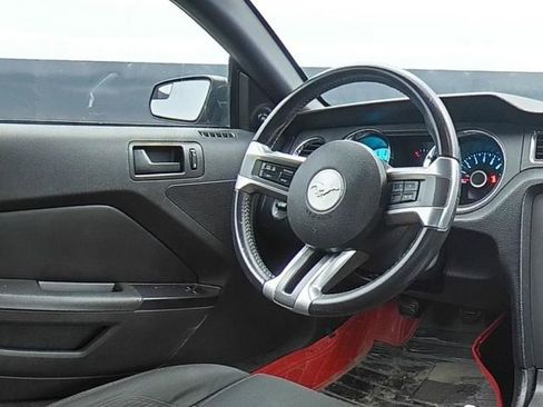Used 2014 Ford Mustang Coupe RWD image 14
