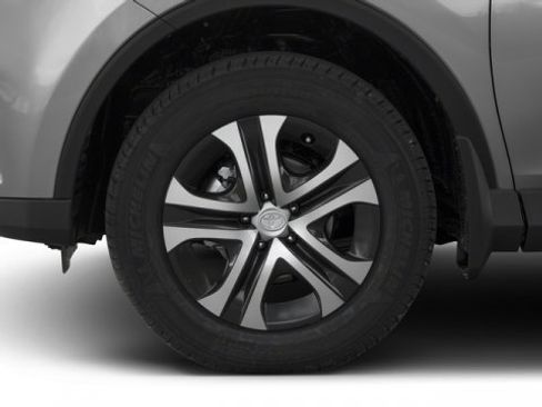 Used 2018 Toyota RAV4 LE w/ All Weather Liner Package AWD/4WD image 11