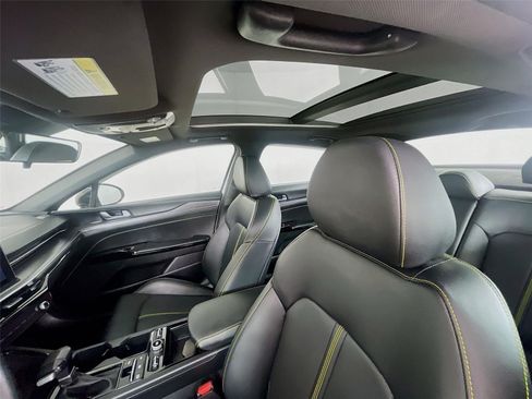 Certified 2025 Kia K5 GT FWD image 13