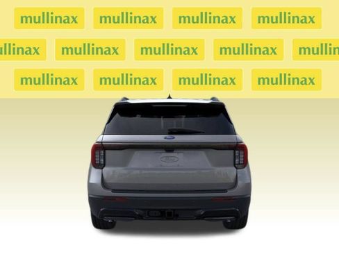 New 2026 Ford Explorer ST-Line RWD image 9