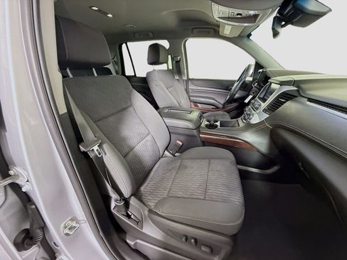 Used 2019 GMC Yukon SLE w/ SLE Value Package image 28