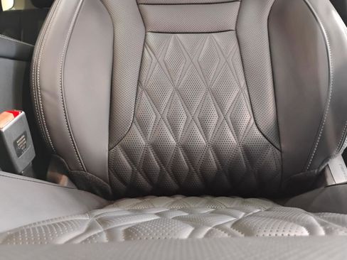 Used 2025 Nissan Rogue Platinum w/ Tech Package image 53