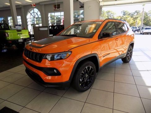 New 2026 Jeep Compass Latitude AWD/4WD image 6