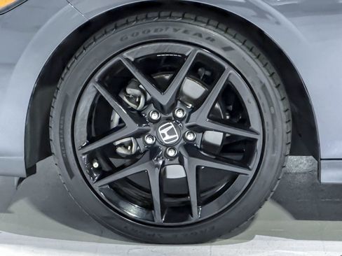 Used 2024 Honda Civic Sport image 13