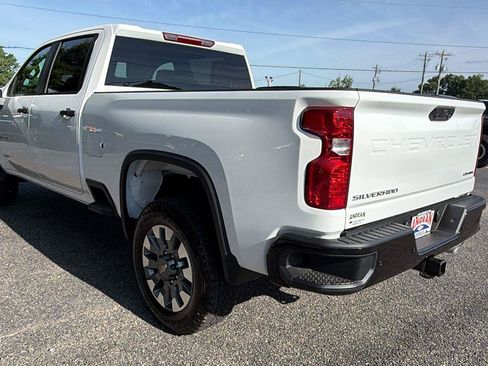 New 2026 Chevrolet Silverado 2500 Custom w/ Custom Value Package AWD/4WD image 10