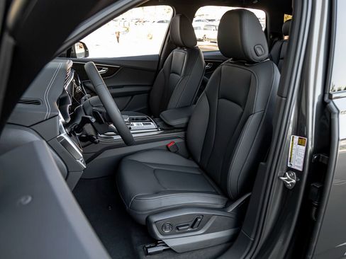 New 2025 Audi Q7 2.0T Premium Plus image 12