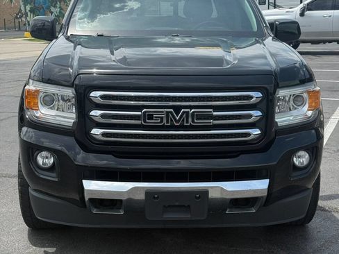 Used 2015 GMC Canyon SLE w/ All-Terrain Package AWD/4WD image 4