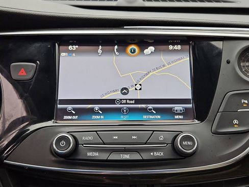 Used 2019 Buick Envision Essence image 17