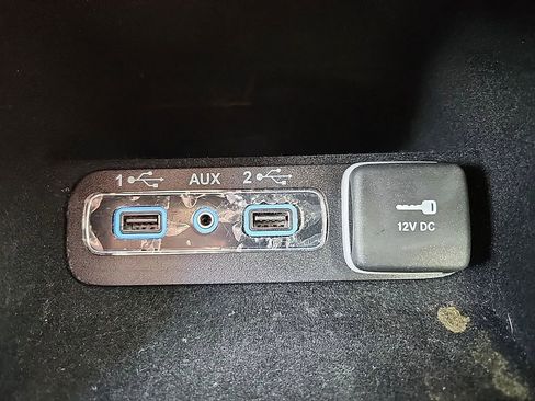 Used 2021 Jeep Grand Cherokee Laredo X image 13