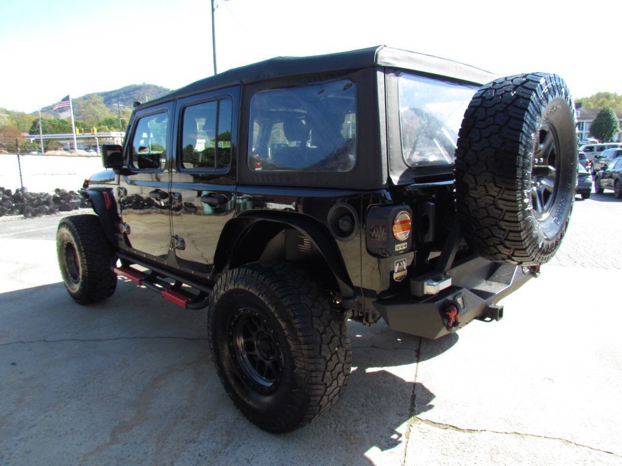 Used 2021 Jeep Wrangler Unlimited Sport AWD/4WD image 5