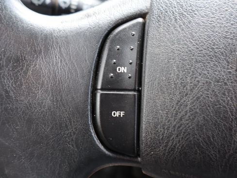 Used 2005 Ford F350 XL AWD/4WD image 29