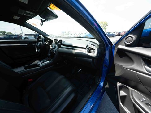 Used 2020 Honda Civic Sport image 25