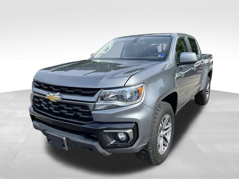Used 2022 Chevrolet Colorado LT w/ LT Convenience Package AWD/4WD image 9