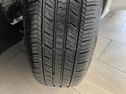 Used 2023 Chevrolet Malibu LT image 49