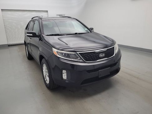 Used 2015 Kia Sorento LX FWD image 13