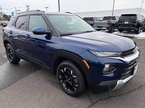 Used 2023 Chevrolet TrailBlazer LT w/ Convenience Package image 1