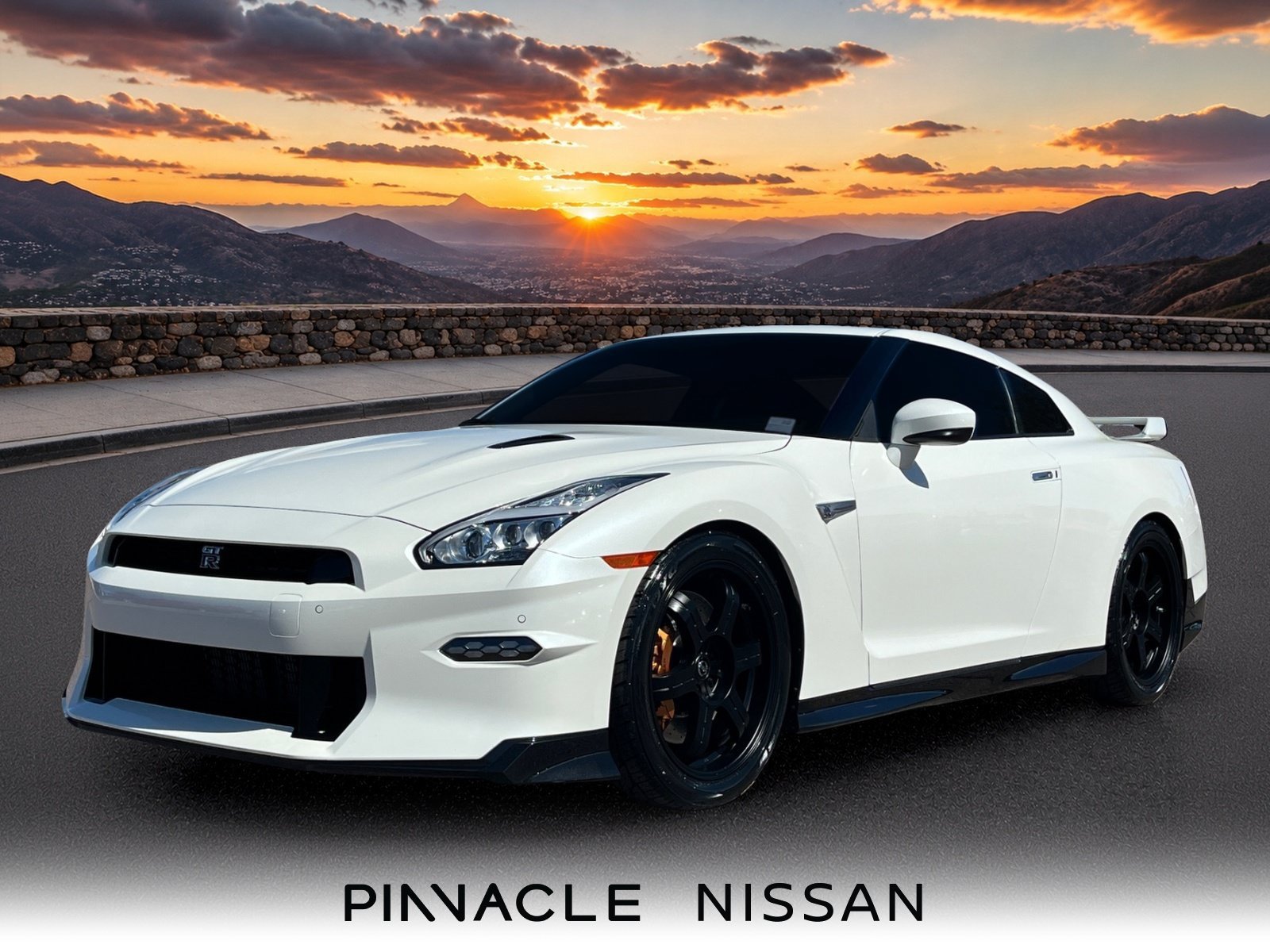 Used 2024 Nissan GT-R Premium w/ Premium Interior Package AWD/4WD image 1