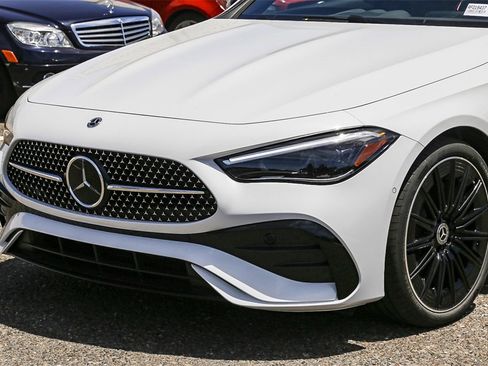 Used 2024 Mercedes-Benz CLE 300 4MATIC Coupe image 7