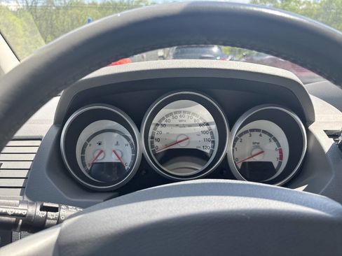 Used 2010 Dodge Grand Caravan Hero FWD image 28