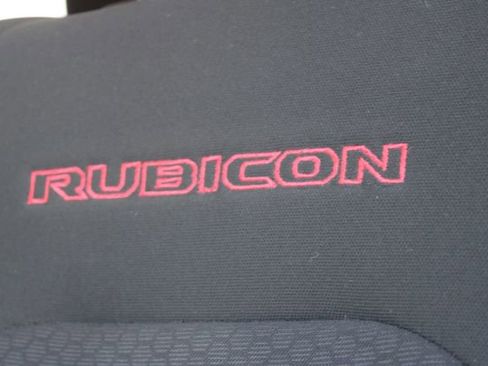 Used 2018 Jeep Wrangler Unlimited Rubicon AWD/4WD image 34