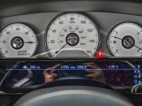 Used 2014 Rolls-Royce Ghost image 27