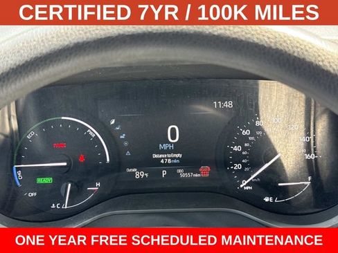 Used 2025 Toyota Sienna LE FWD image 27