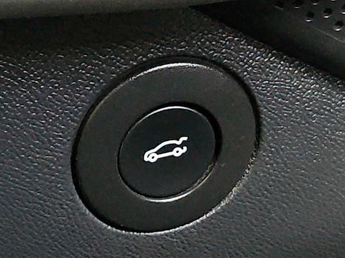 Used 2023 Chevrolet Camaro LT RWD image 27